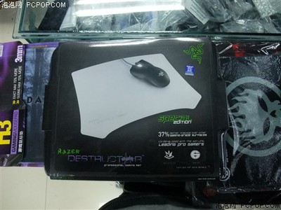 Razer白色限量版破坏王巨蚁鼠标垫到